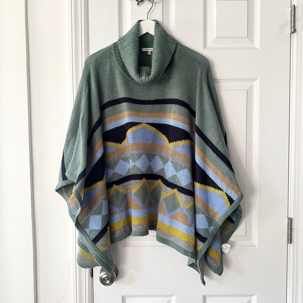 Tyler Boe Turtleneck Wool Alpaca Blend Green Geo Print Capelet Poncho Large